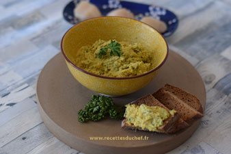 tartinade de barbes de st jacques au curry et fromage frais de chèvre