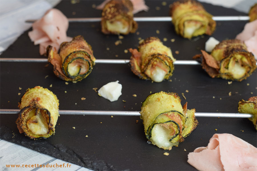 Brochettes de courgettes panées