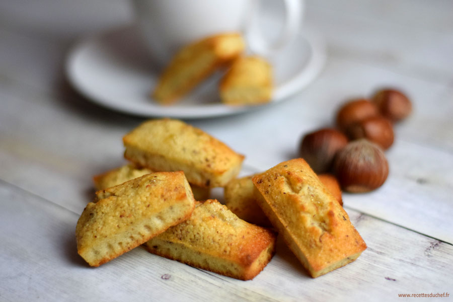 mini financiers aux noisettes