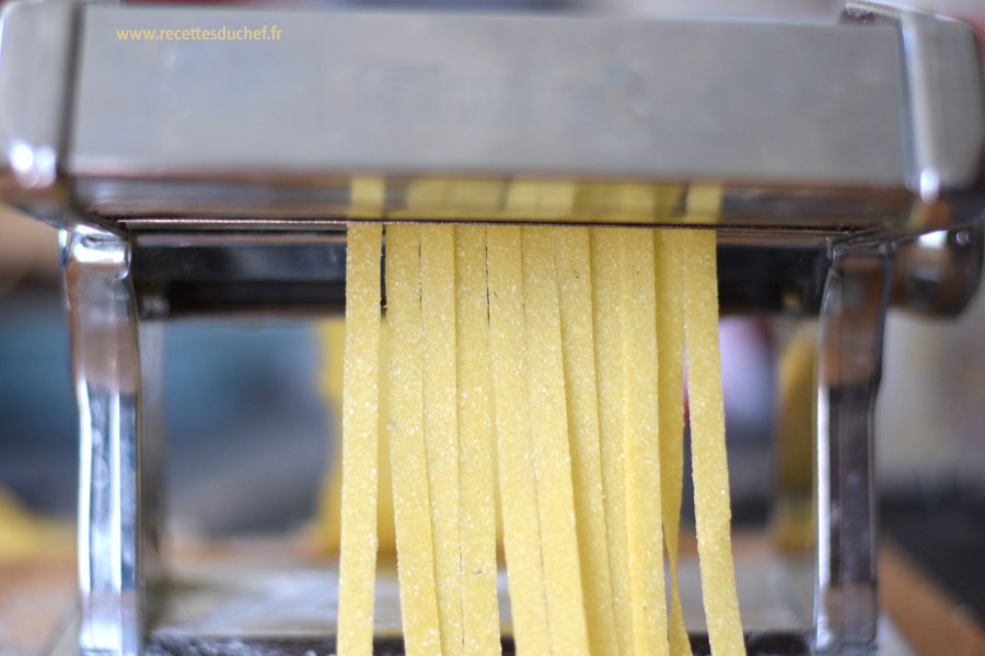 Pâtes fraîches à la semoule de blé dur (tagliatelles, spaghettis